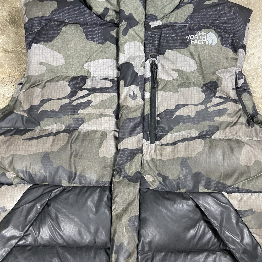 North Face 550 Puffer Vest Size Large‎ Multicolor Camouflage Pattern Full Zip - Picture 6 of 13
